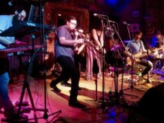Swift Technique funks up Arch Street Tavern - photo by Kelly D