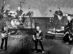 All five members of Yes featuring Anderson Rabin Wakeman in Boston, MA - 10.04.17