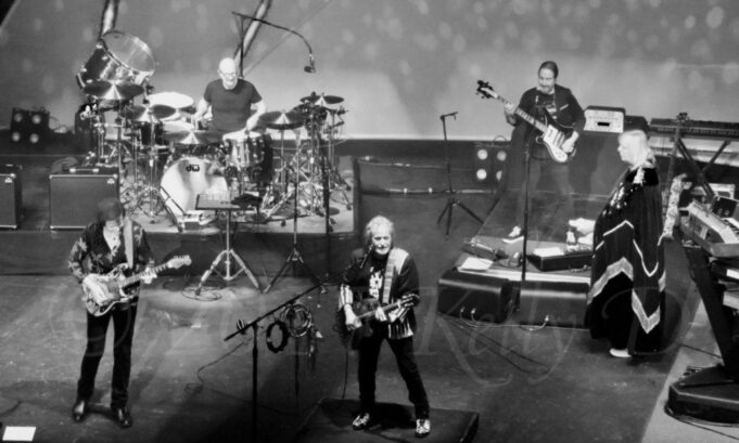 All five members of Yes featuring Anderson Rabin Wakeman in Boston, MA - 10.04.17