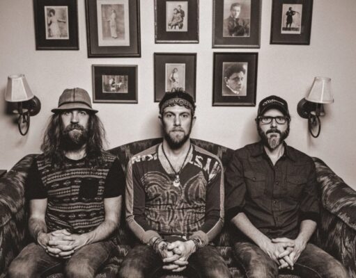 Official press photo from Dangermuffin.com