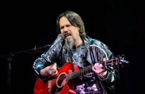 Vernon Webb to Release Album, Announces Tour Dates