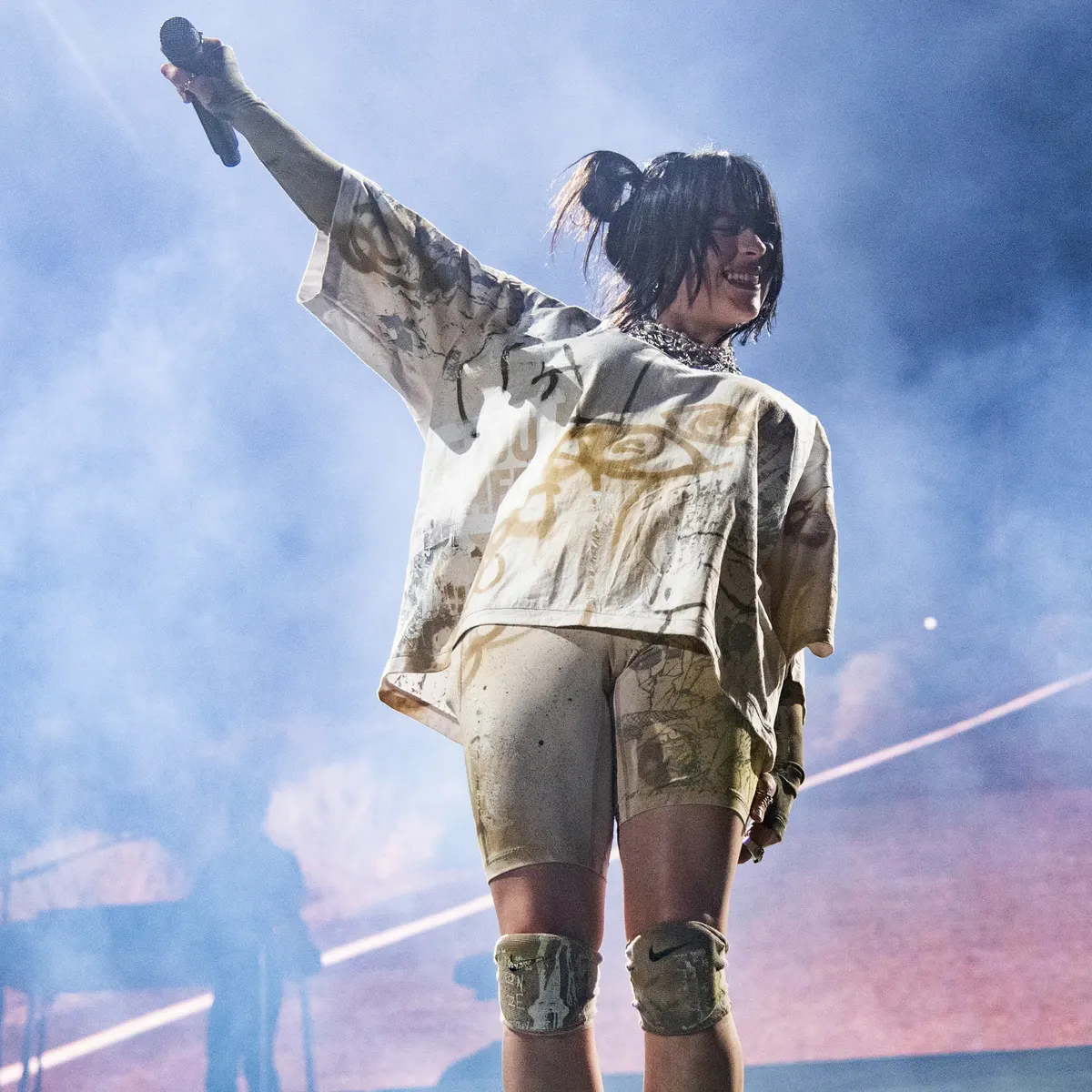 Billie Eilish’s 2019 Coachella Performance: A Resounding Echo of Youth ...