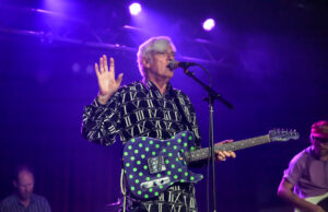 Robyn Hitchcock returned to the Boston area as he continued his ‘Live and Electric- Full Band Show’ tour